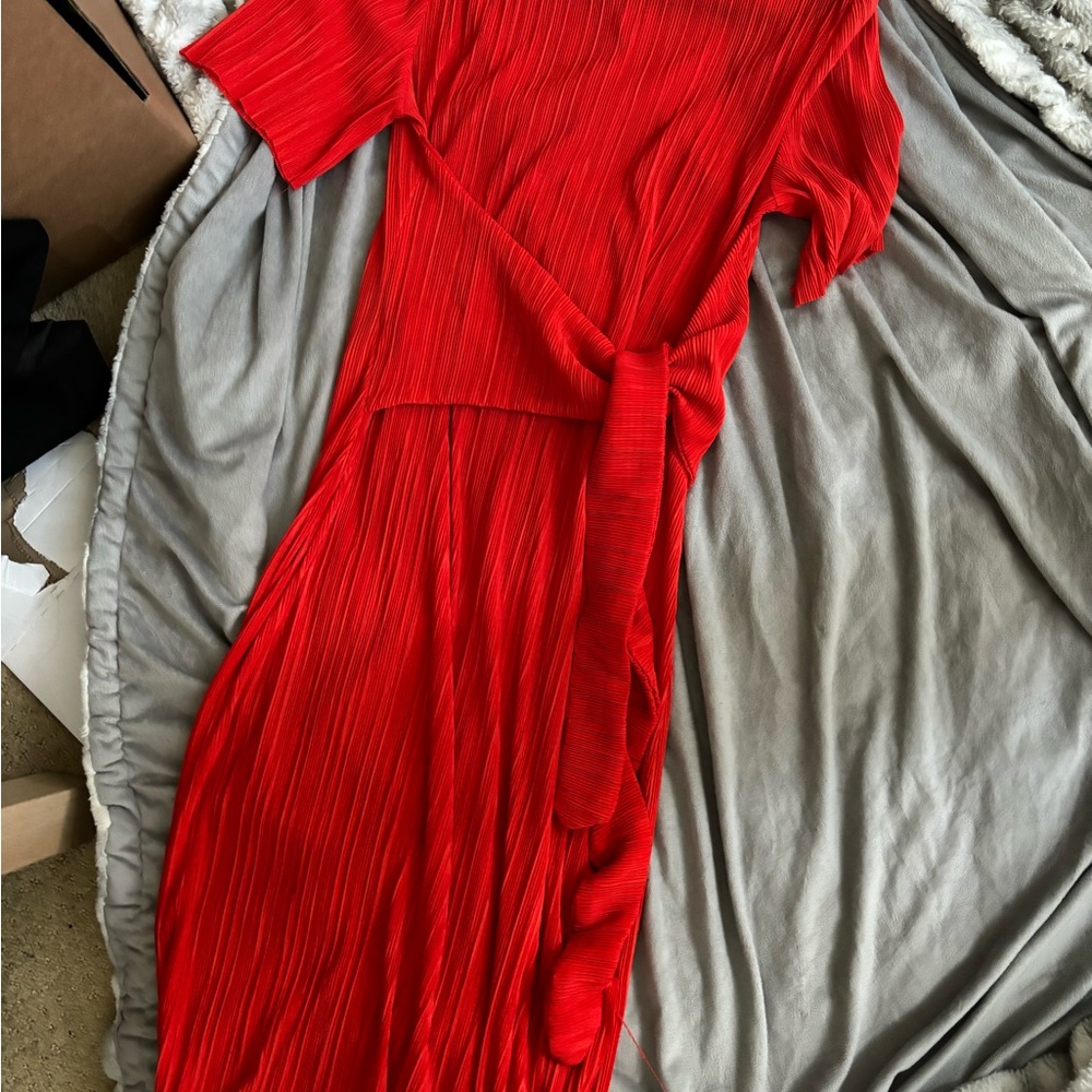 Red midi dress